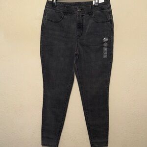 Maurices Dark Gray Skinny jeggings
